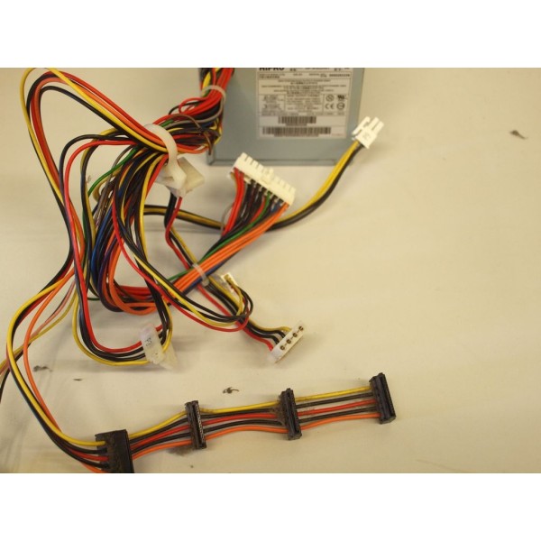 Fuente de Alimentacion de ocasion FUJITSU S26113-E500-V70-2 serveur-occasion.com