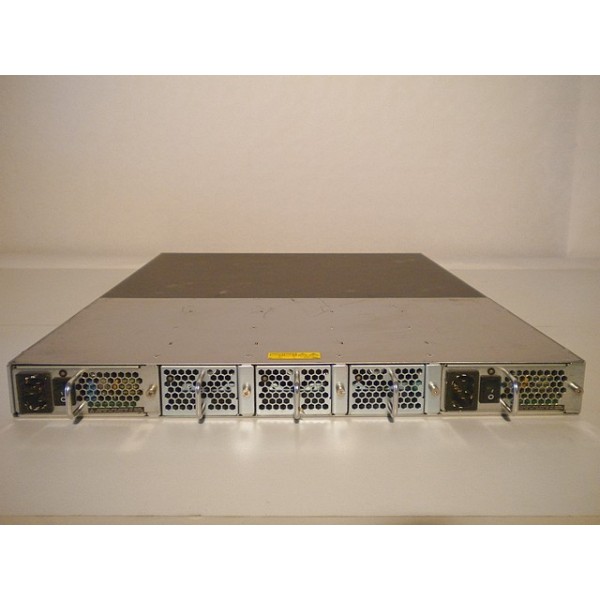 SAN-SWITCH Ibm : 2005-B32