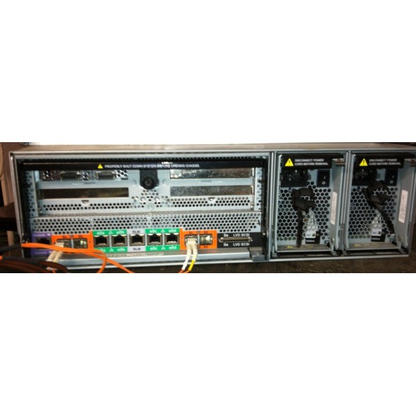 Storage Array NETAPP FAS3020 Fibre channel