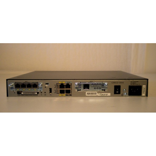 Routeur Cisco : CISCO1840