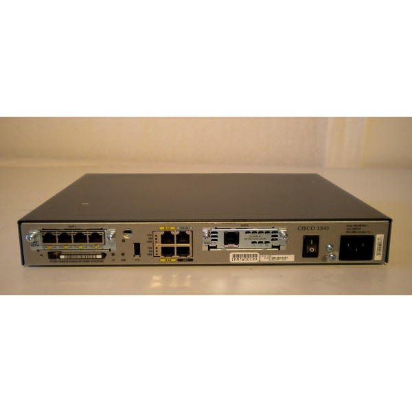 ROUTEUR Cisco : CISCO1841