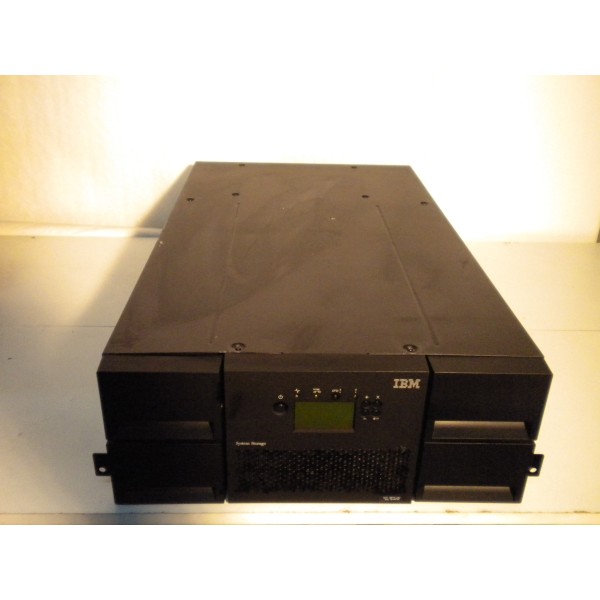 Used Tape drive IBM LIBRARY 3573-L4U serveur-occasion.com