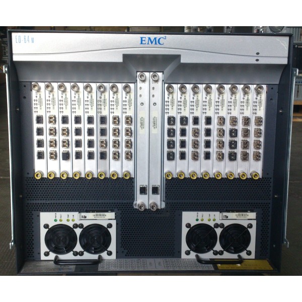 Switch EMC ED-64M 64 Ports Fibre Channel 0