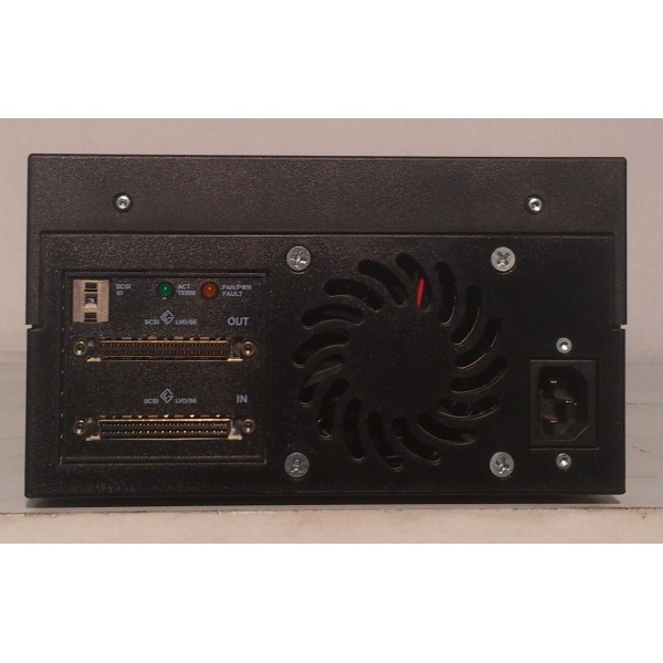 Used Tape drive OVERLAND LTO2 973390-102 serveur-occasion.com