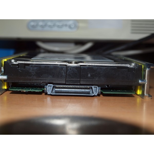 Used disk drive DELL XP036 serveur-occasion.com
