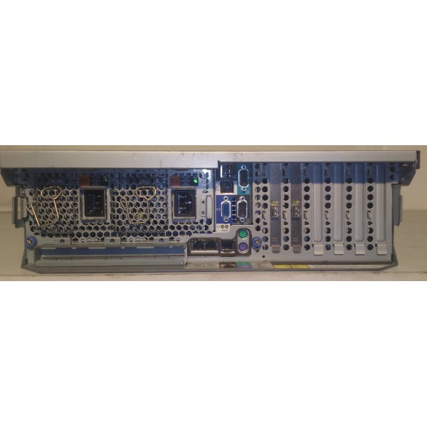 Used Server IBM Xseries 366 serveur-occasion.com