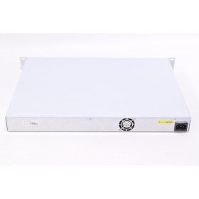 3C17400 SWITCH 24 PORTS 3COM 1740-010-000-4.00