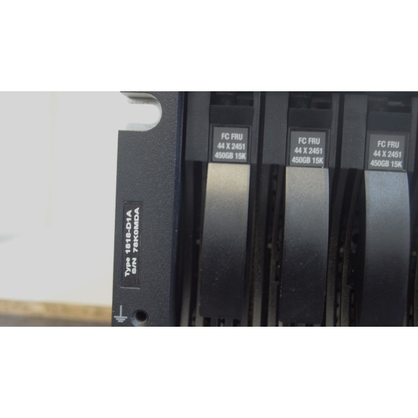 IBM EXP5000 - 1818-D1A 46C8815 2 x PSU 42D3345 2 x CTL46C8841 16 x HD 44x2451 400Gb FC