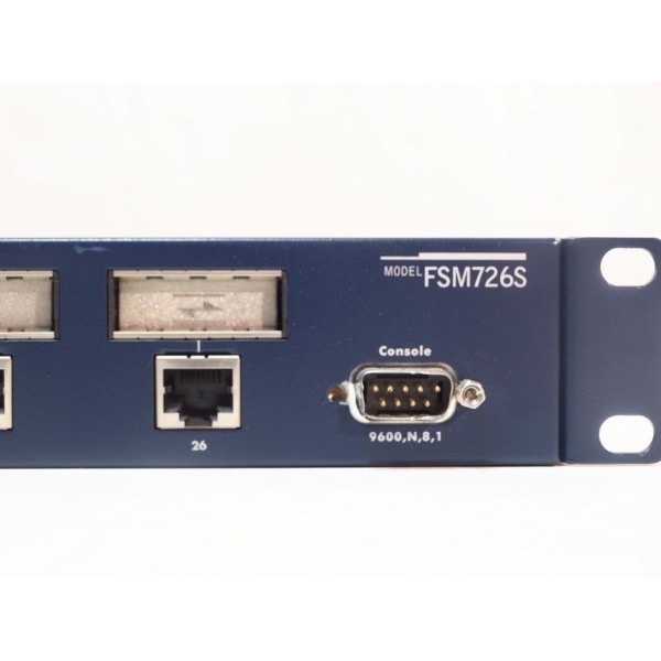 Switch NETGEAR FSM726S 24 Ports RJ-45 10/100