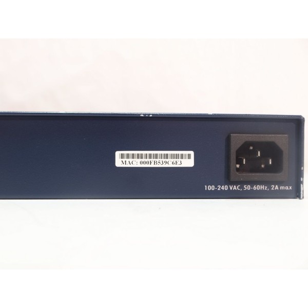 Used Switch FSM726S NETGEAR serveur-occasion.com