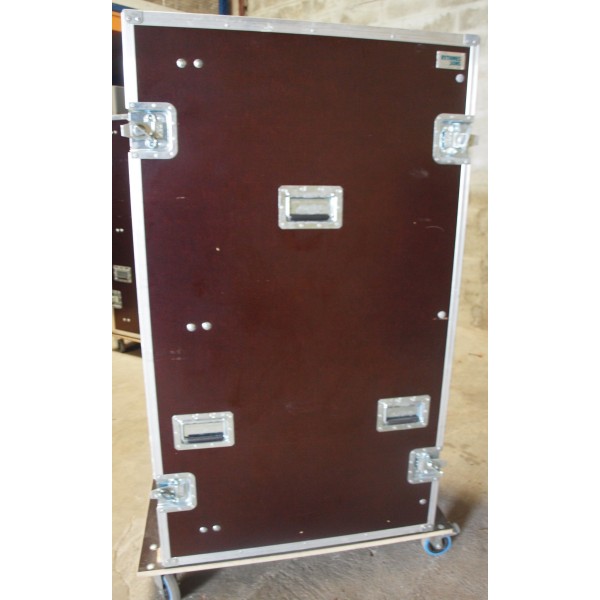 FLIGHT CASE 164 x 102 x 55
