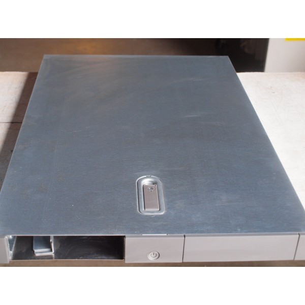 Used Tape drive HP LIBRARY A7445B serveur-occasion.com