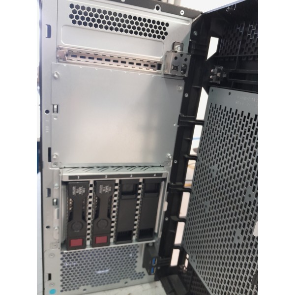 HP Proliant ML110 1 x Xeon 10 Core E5-2640 V4 64 Go Tour