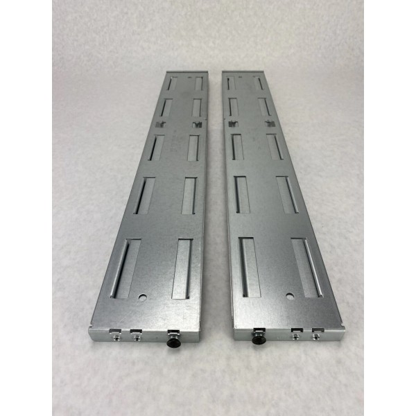 Rails pour EMC VNXE3200 : 042-008-326