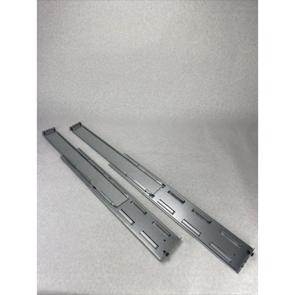 Rails pour EMC VNXE3200 : 042-008-326