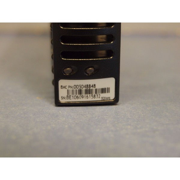 Used disk drive EMC 17WPH serveur-occasion.com