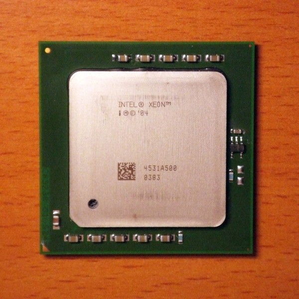SL7ZE Processeur Intel